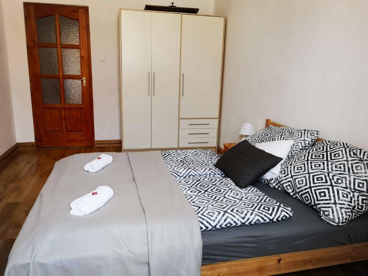 King 38-1 Apartman Lejlighed Pécs Eksteriør billede