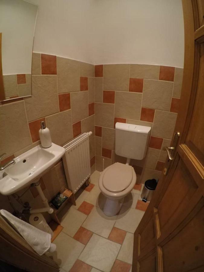 King 38-1 Apartman Lejlighed Pécs Eksteriør billede