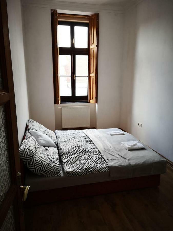 King 38-1 Apartman Lejlighed Pécs Eksteriør billede